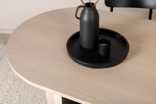 Bianca matbord, vitputsad