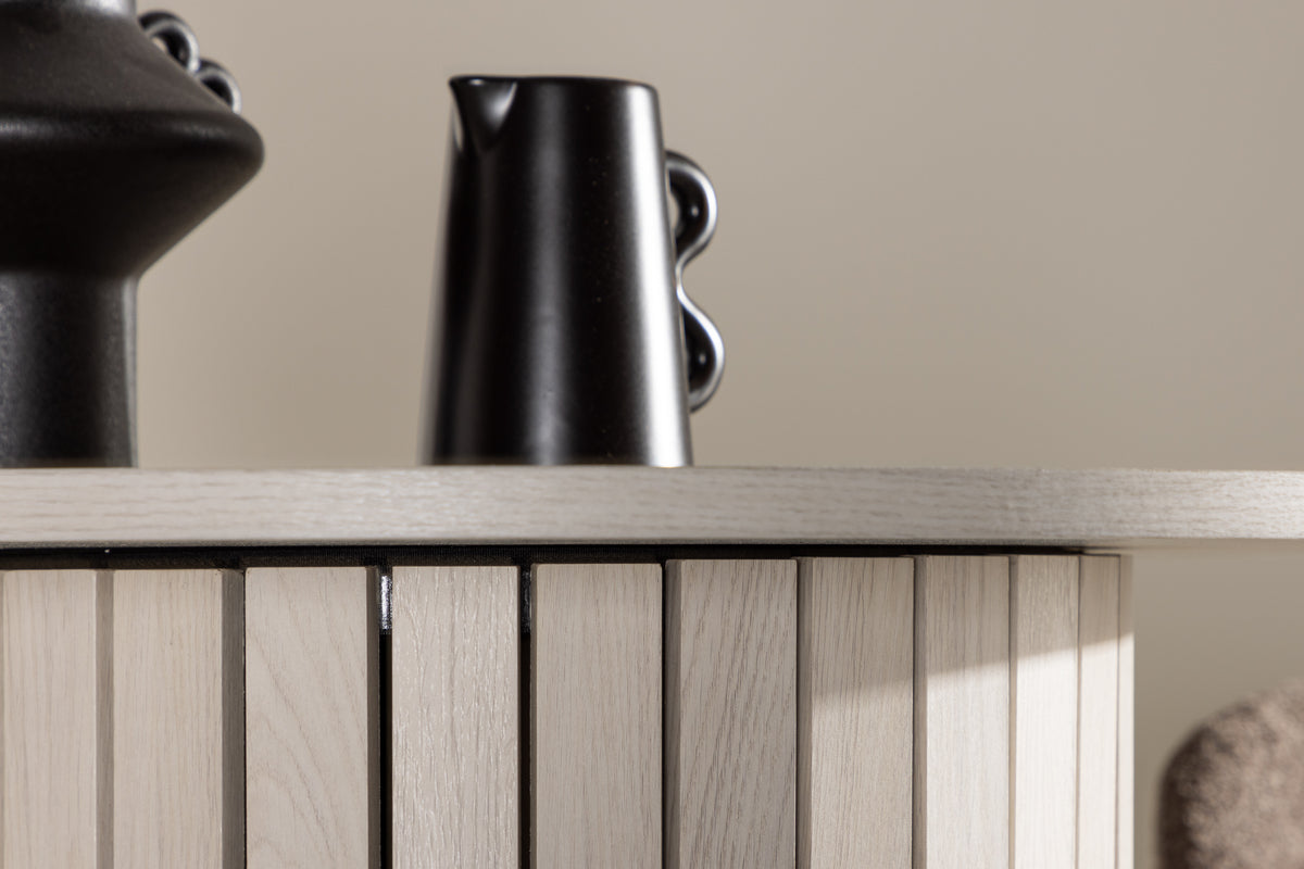 Härön barbord, vitputsad