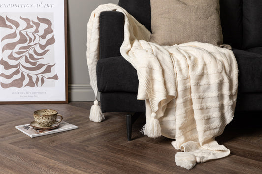 Katlyn pläd med tofsar 170 x 130 cm, off-white