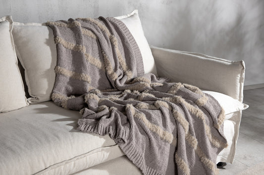 Katleen pläd 170 x 130 cm, ljusgrå fuskpäls