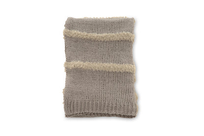 Katleen pläd 170 x 130 cm, ljusgrå fuskpäls