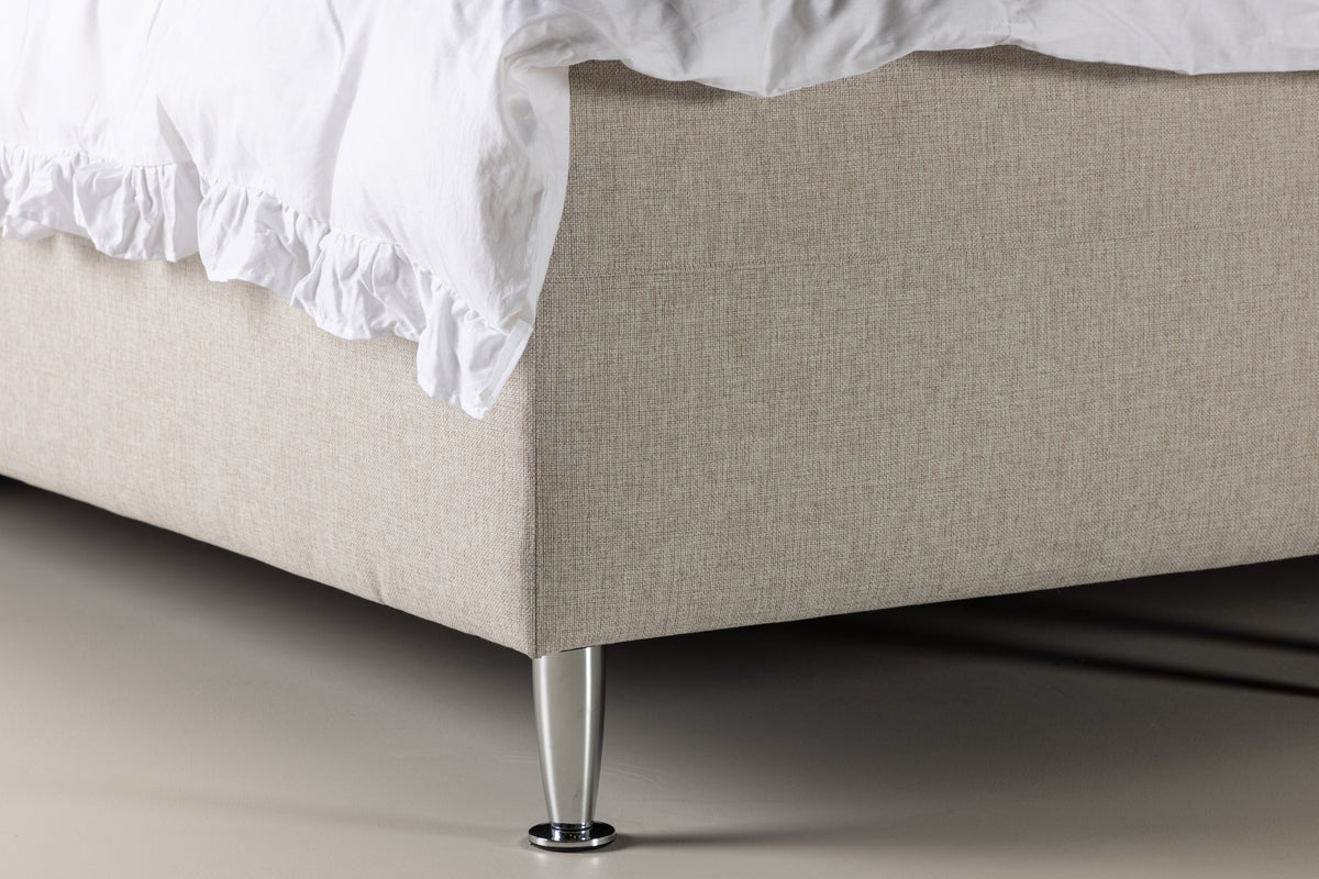 Mesa dubbelsäng 180x200, beige