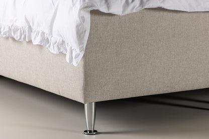 Mesa dubbelsäng 180x200, beige