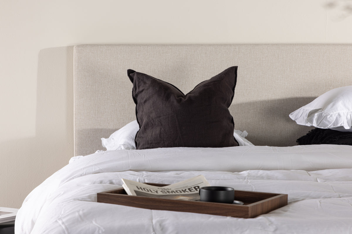 Mesa dubbelsäng 180x200, beige