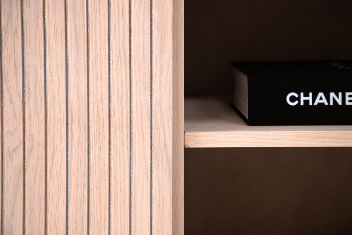 Björkön skåp, vitputsad 75x150x42