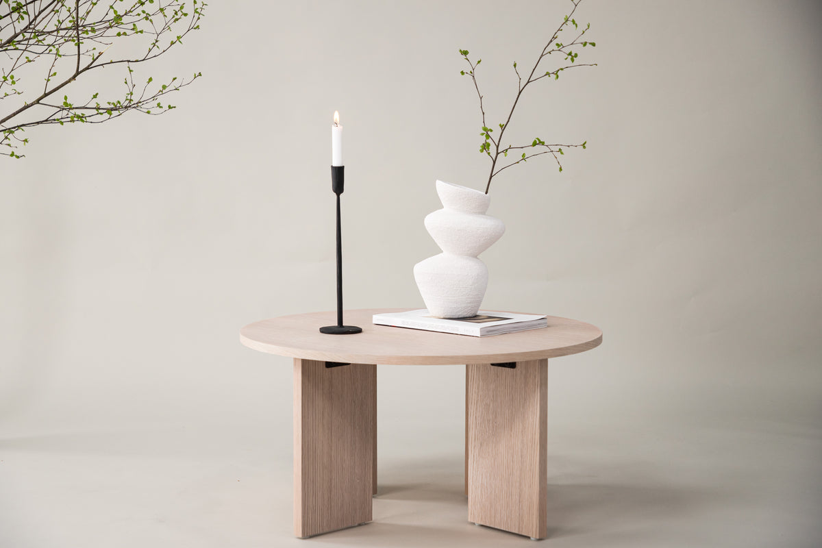 Askerön soffbord, vitputsad