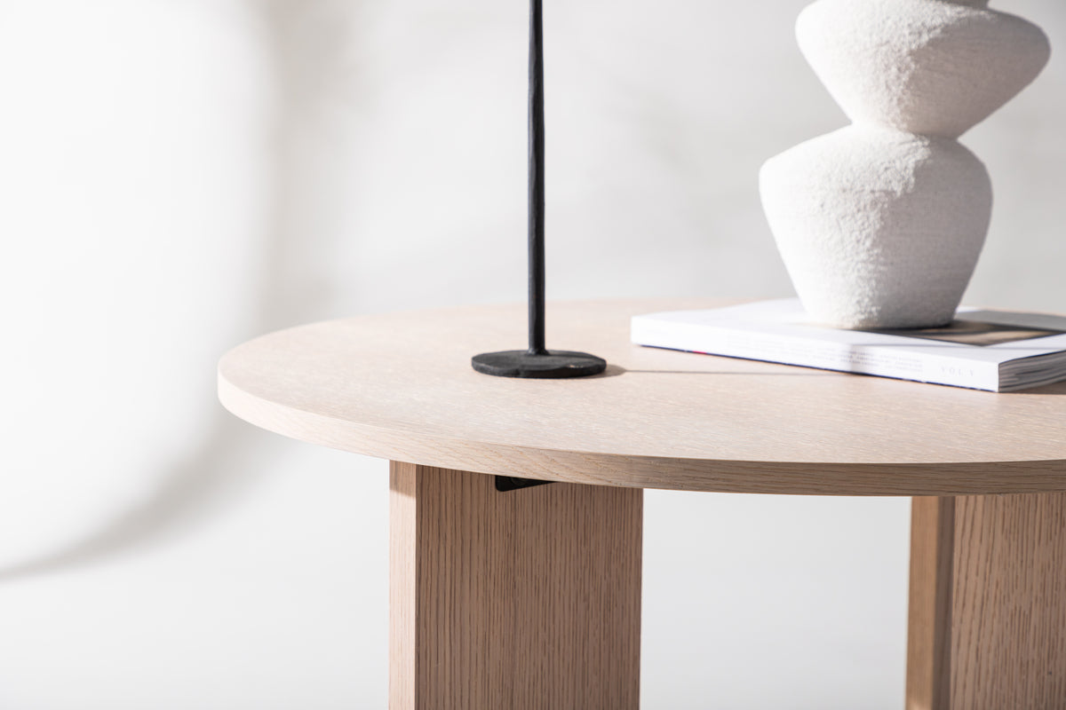 Askerön soffbord, vitputsad