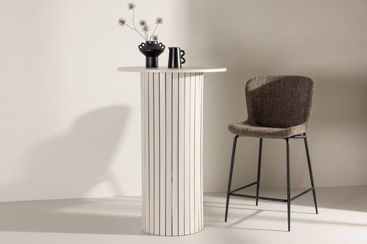 Härön barbord, vitputsad