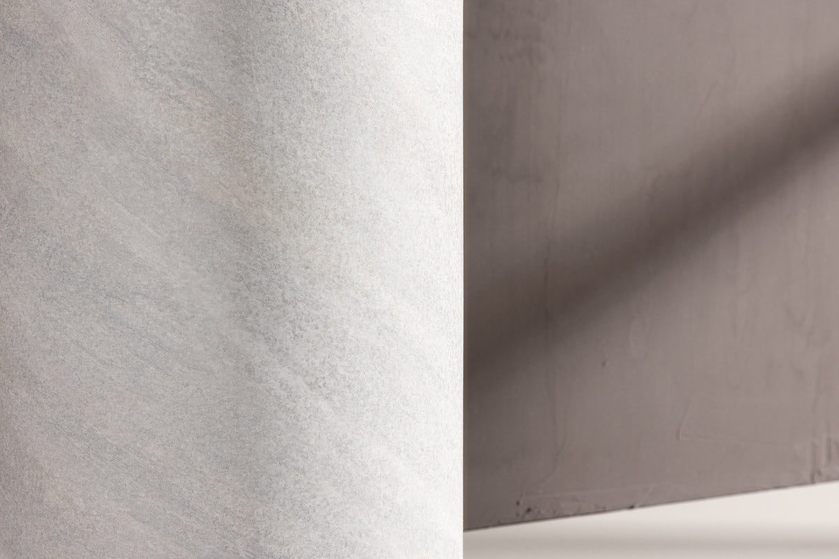 York sidobord/piedestal ⌀30 cm, grå